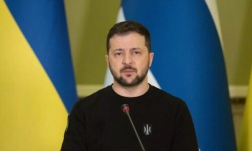 Zelenskyj oznámil, že je pripravený rokovať bez podmienok na hraniciach z roku 1991