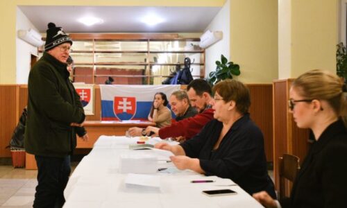 Obyvatelia Radošoviec budú okrem volieb prezidenta SR hlasovať aj v referende o veterných elektrárňach