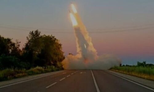 Rusi raketami zaútočili na infraštruktúru Ľvovskej oblasti, zomrel jeden človek