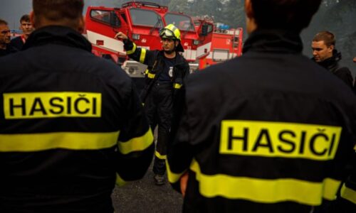 V Podunajských Biskupiciach vypukol požiar odpadu,  zasahovalo viac ako 50 hasičov