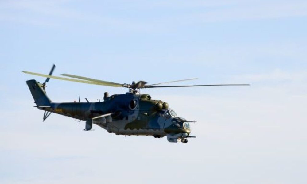Česko dalo Ukrajine posledné sovietske vrtuľníky Mi-24, podľa ministerky ich používali dlhšie, ako sa očakávalo