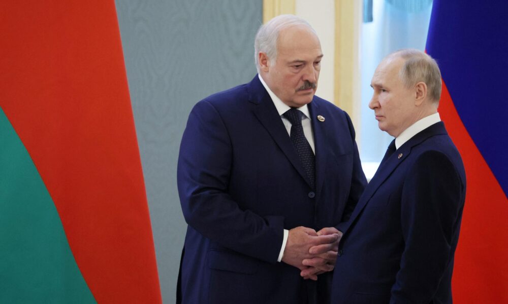 Útočníci z Moskvy mierili k nám, povedal Lukašenko a spochybnil Putinovu verziu