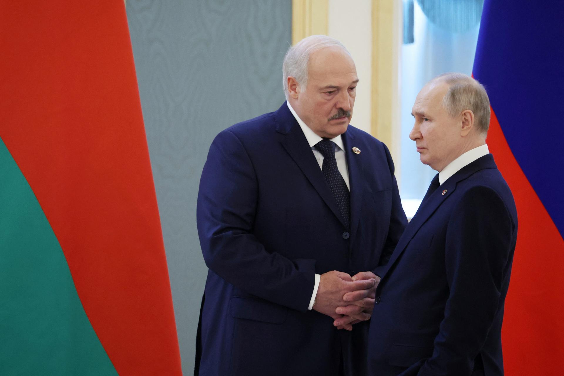 Útočníci z Moskvy mierili k nám, povedal Lukašenko a spochybnil Putinovu verziu