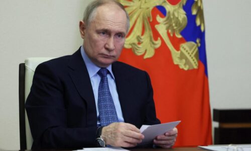 Putin sa ani po týždni neukázal na mieste útoku pri Moskve, nenavštívil ani zranených v nemocnici