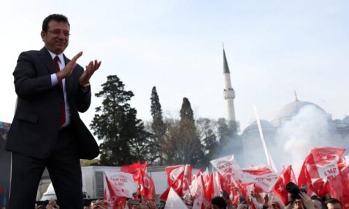 V Turecku sa hlasuje v miestnych voľbách, kľúčový je súboj o vedenie Istanbulu