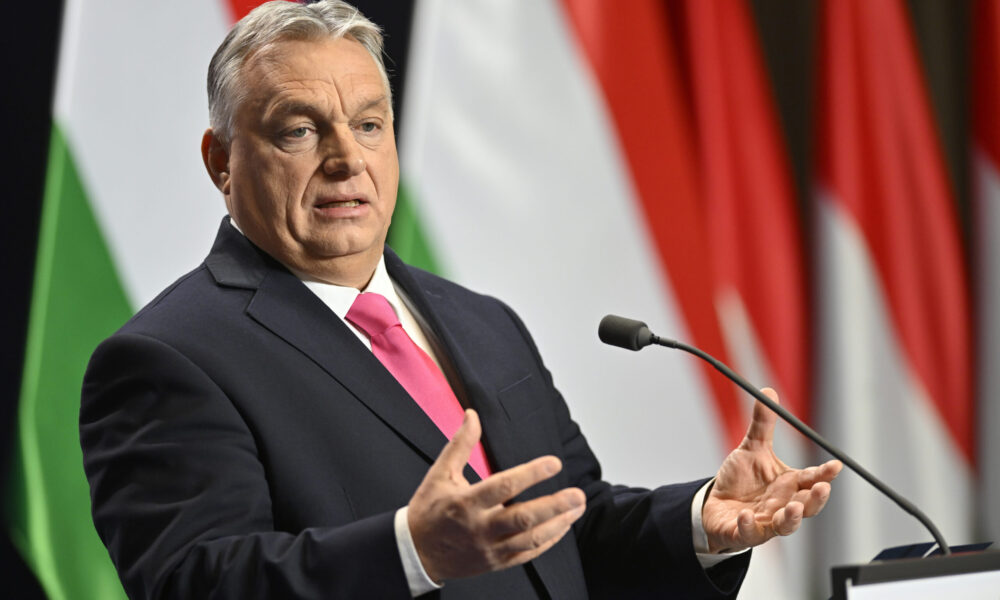 Orbán zablahoželal Putinovi k víťazstvu v prezidentských voľbách, urobil tak ako jediný z premiérov v rámci krajín EÚ