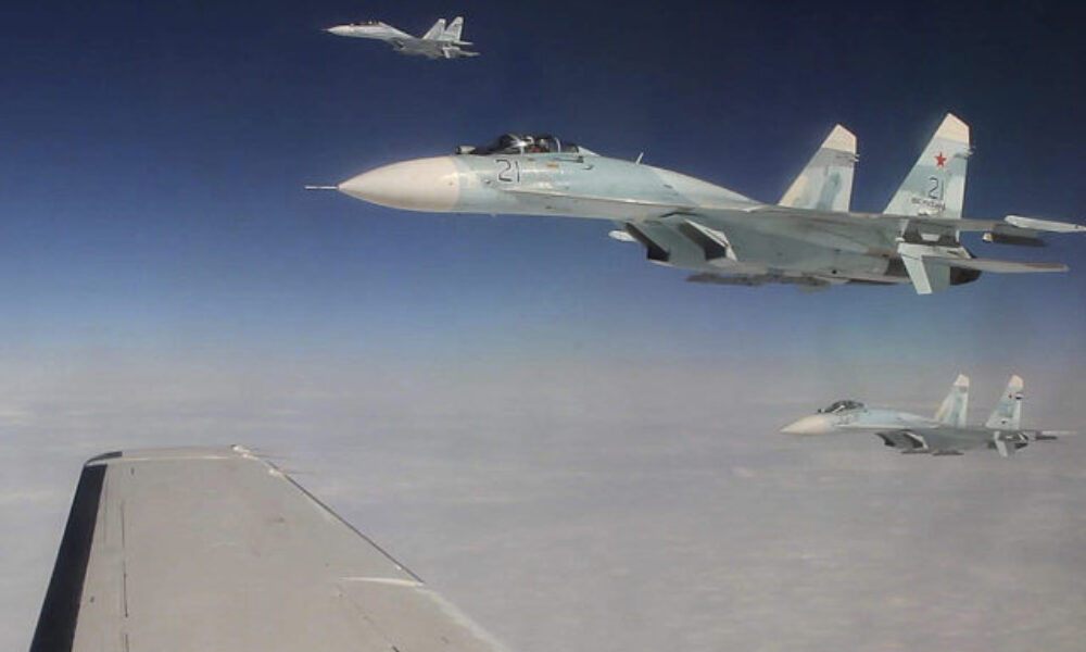 Pri okupovanom Kryme sa do mora zrútila ruská stíhačka Su-27, mohli si ju zostreliť sami Rusi