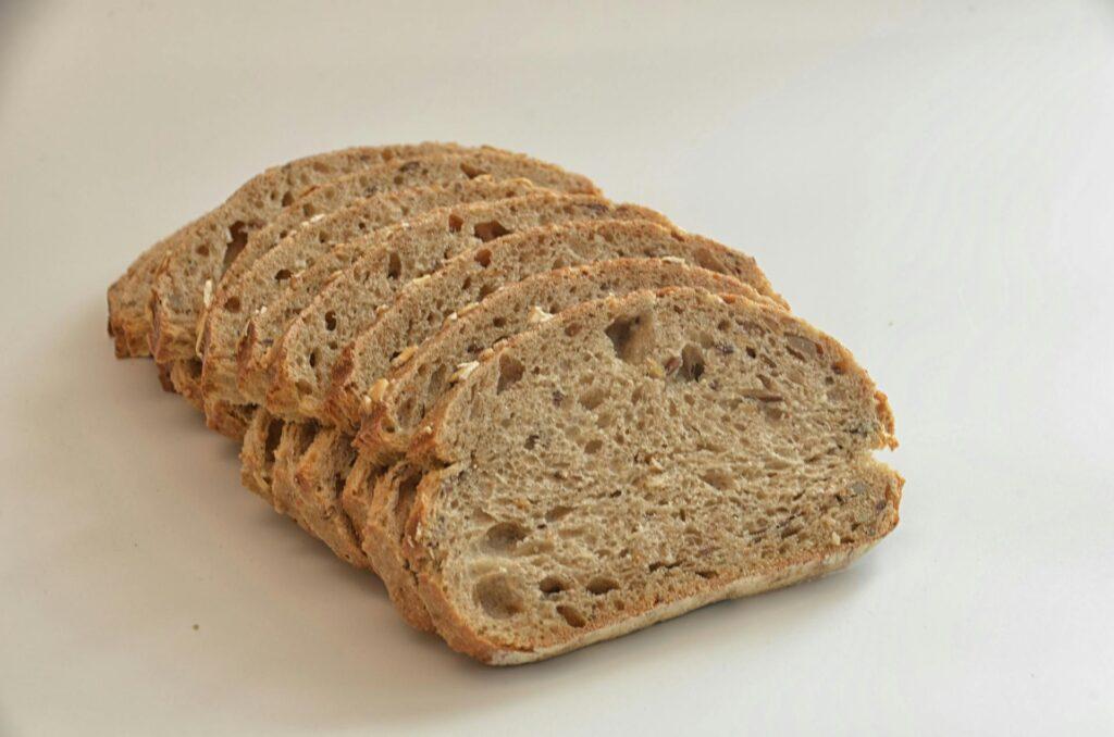 Čo znamenajú veľké diery v chlebe? Je to chyba alebo nie? Máme odpoveď na túto zaujímavú otázku