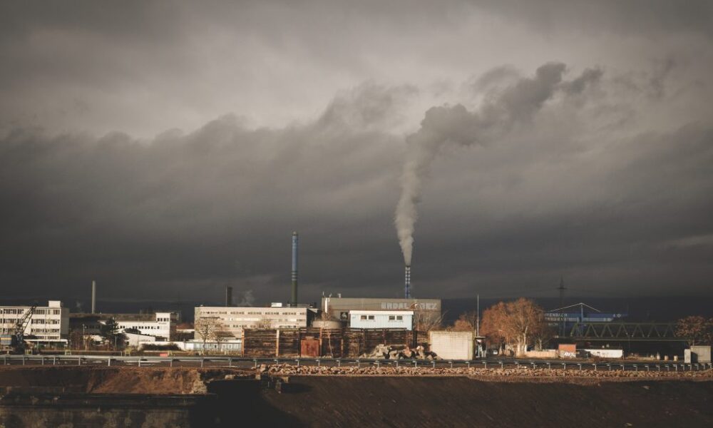 Únia zníži emisie o 90 percent do roku 2040: Čo to znamená pre priemysel, energetiku a dopravu