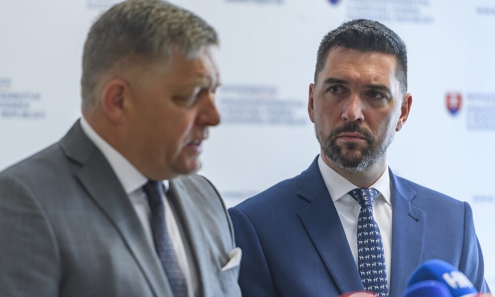 Minister Takáč ide o meškajúcich platbách rokovať s eurokomisárom Wojciechowským