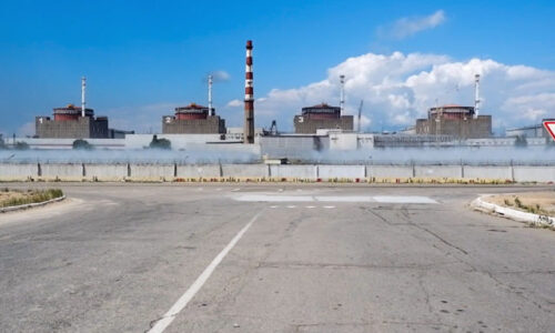 Na Zaporižžskú jadrovú elektráreň pod kontrolou Rusov údajne zaútočili ukrajinské drony