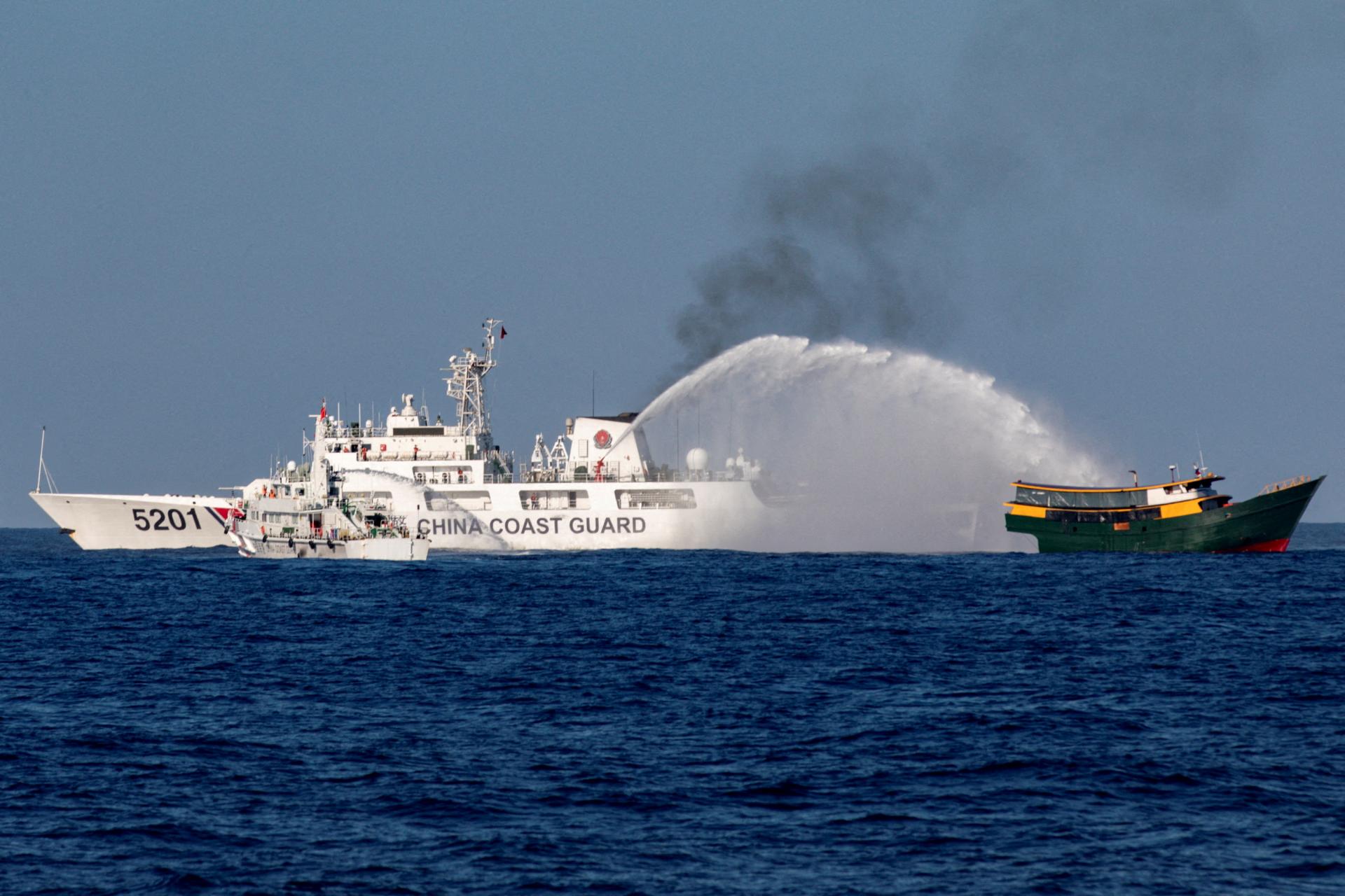 Filipíny obviňujú Čínu z útoku na lode v Juhočínskom mori