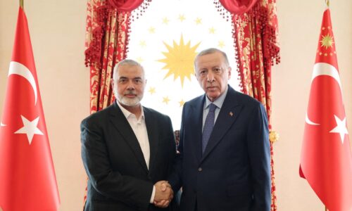 Erdogan rokoval s lídrom Hamasu, opäť naznačil záujem byť sprostredkovateľom