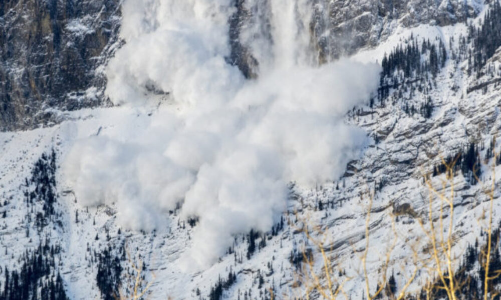 Lavína v Alpách pripravila o život troch holandských turistov