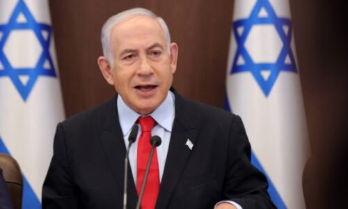 Izraelský útok na tábor v Rafahu bola „tragická chyba“, tvrdí Netanjahu