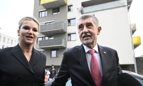 Babiš s Monikou se rozcházejí. Naše cesty se rozdělují, láska k dětem zůstává, oznámili