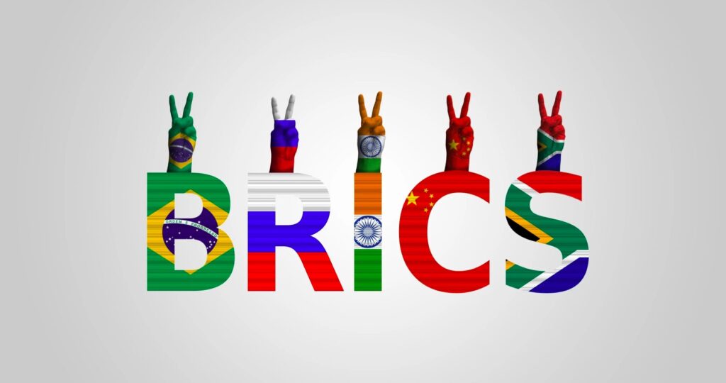 Srbský prezident Vučič zvažuje účasť na samit štátov BRICS, ktorý sa v októbri uskutoční v Rusku