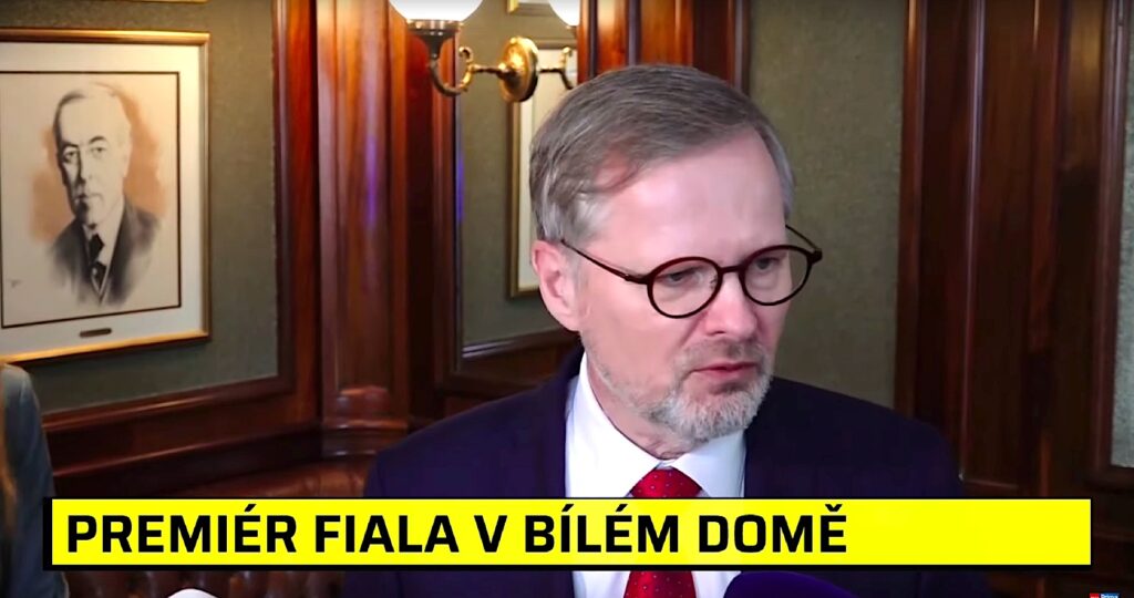 VIDEO: Premiér Fiala přiznal, že jednal s šéfem CIA přímo v jeho sídle v Langley a po boku měl všechny 3 šéfy českých rozvědek.