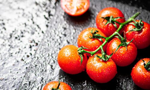 Viete, prečo sú tieto paradajky také hnedé? Slováci sa ich vzhľadu boja, ale nemali by sa
