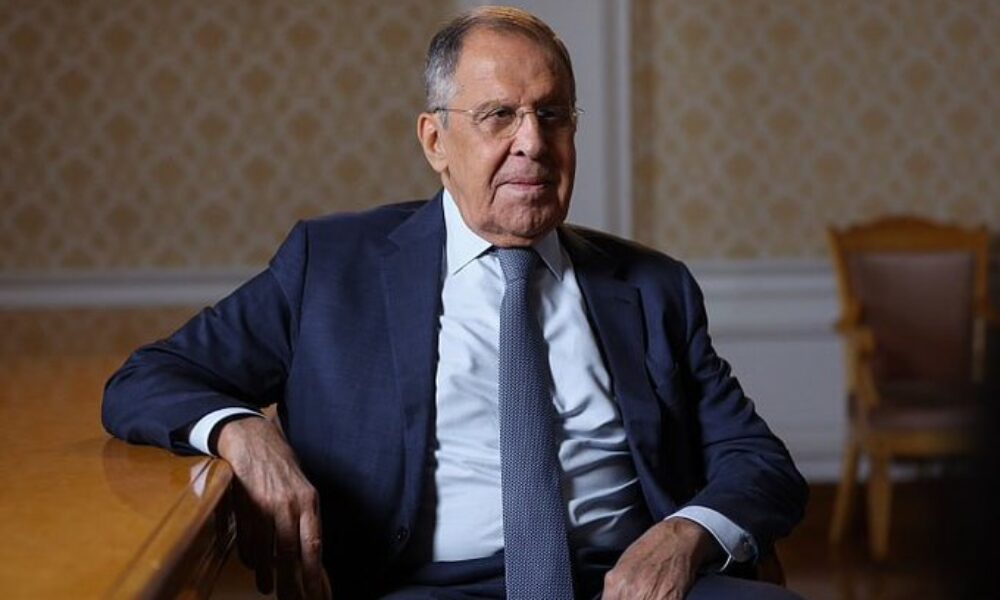 Lavrov označil Ukrajinu za teroristický štát