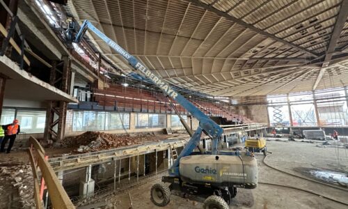 Stavba Národného olympijského centra plaveckých športov v Košiciach vraj nejde úplne podľa pôvodného plánu