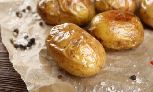 Pečené zemiaky ako z pahreby. Môžete si ich pripraviť doma