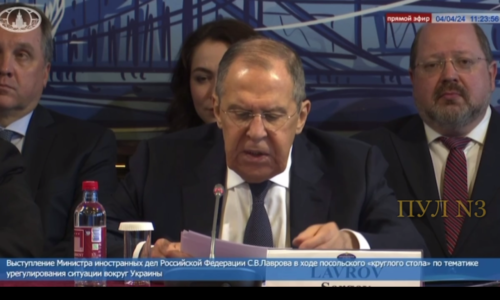 Sergej Lavrov: V teroristickom útoku je ukrajinská stopa
