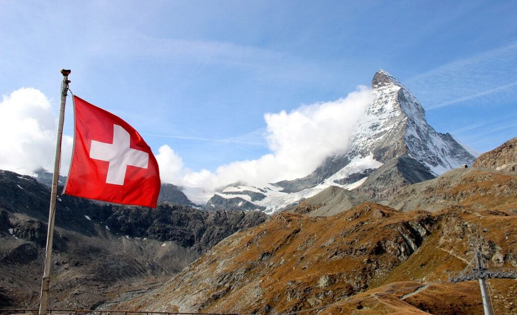 Švýcaři plánují uspořádat referendum o imigraci a omezení počtu obyvatel země