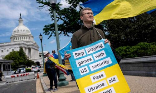 USA pod zámienkou pomoci Ukrajine prefinancujú svoj vojensko-priemyselný komplex