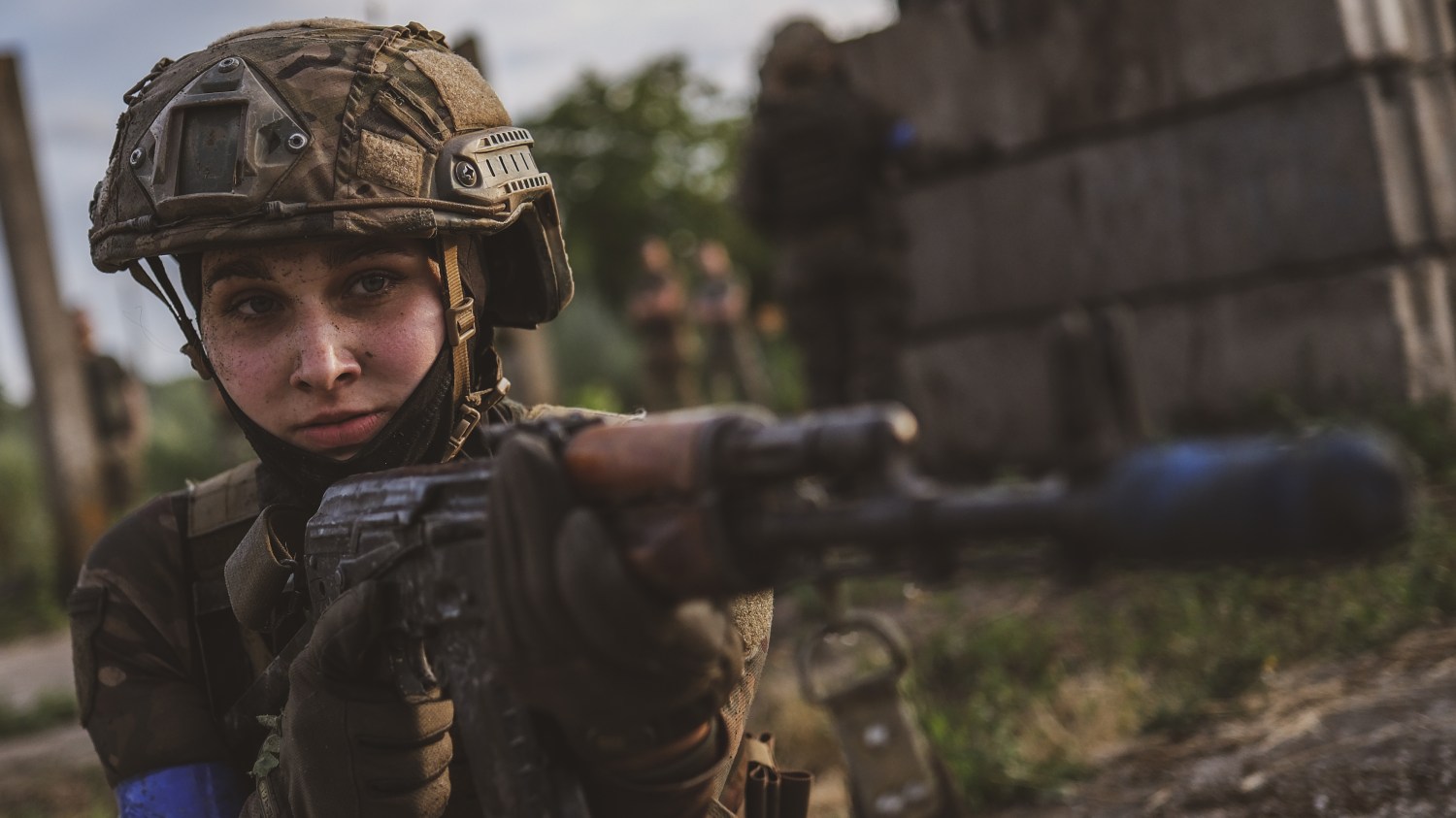 The Times: Ukrajina sa musí v najbližších rokoch pripraviť na odvod žien do armády