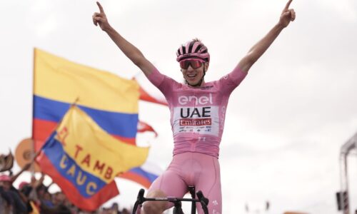 Tadej Pogačar si pohodlne dobicykloval k premiérovému triumfu na Giro d’Italia