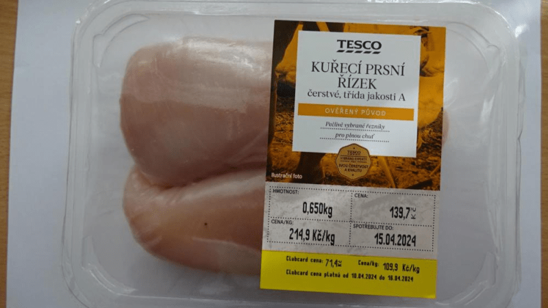 Kuřecí maso se salmonelou prodával velký řetězec v Česku. Úřad varuje, můžete ho mít doma