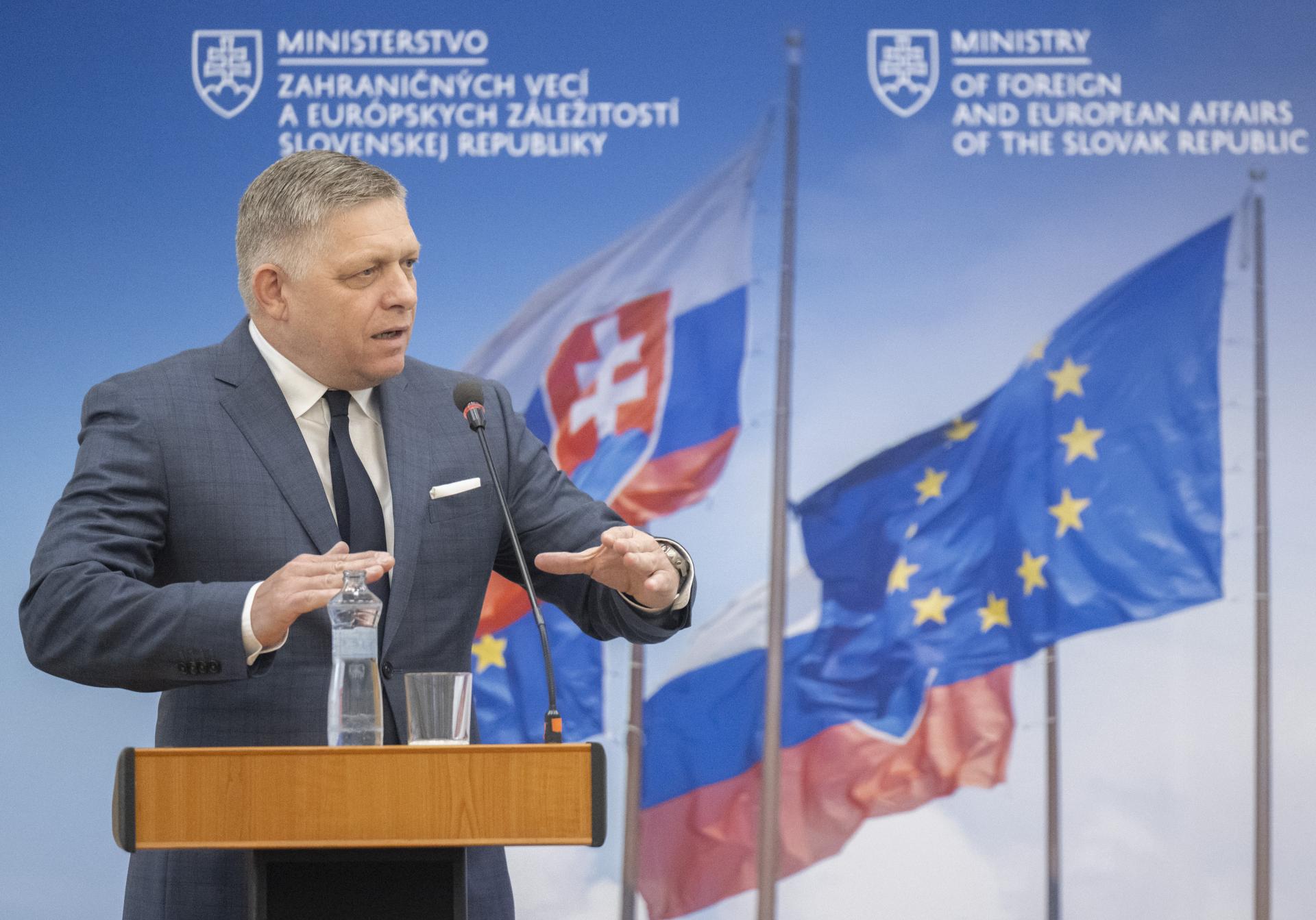 Fico tvrdo kritizoval politiku Bruselu: Európska únia je bezradná, zo samitov sú vojnové kabinety