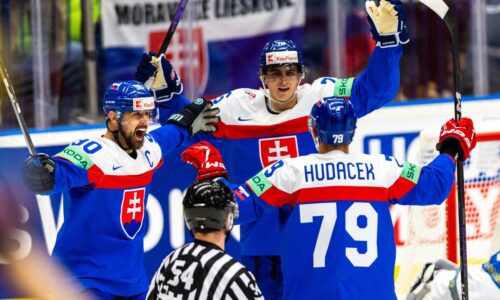 VIDEO Libor Hudáček je vo forme! Skóre zápasu USA – Slovensko na MS v hokeji 2024 upravil už na 2:0