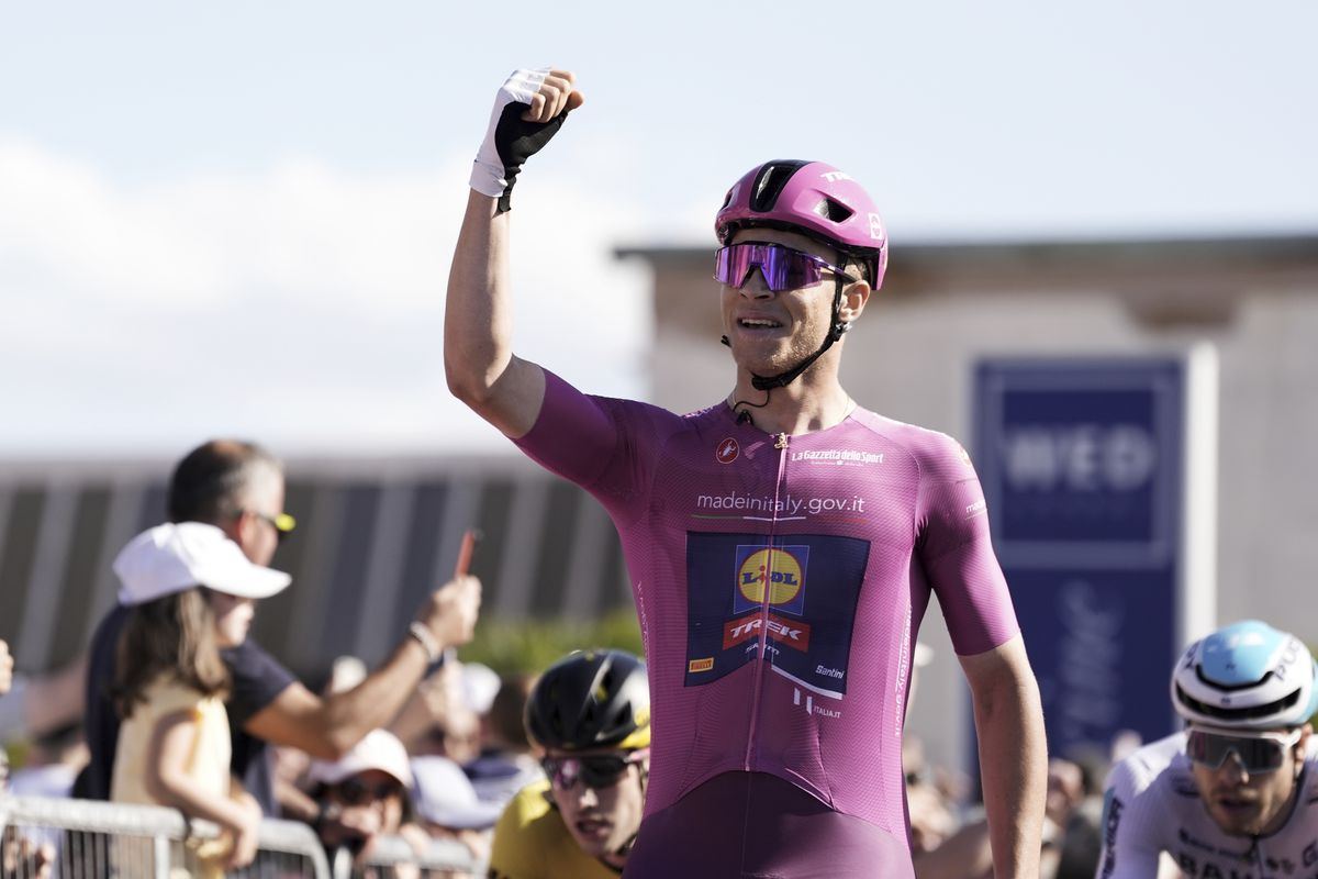 Giro d´Italia: Opäť predviedol, že je najrýchlejší. Milan vyhral už tretiu etapu