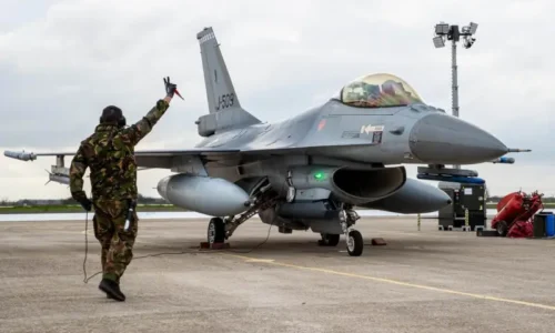 Ruské sily spustili raketové útoky na letisko pripravované na príjem stíhačiek F-16