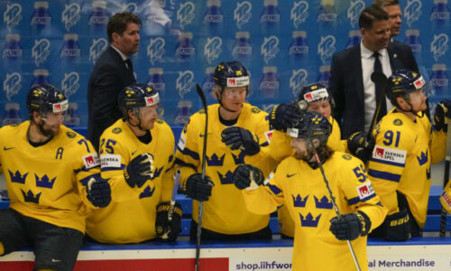 Hokejové To fakt?: Švédi hrajúci na šampionáte v Česku nemyslia na svoje zdravie, výnimkou sú piati