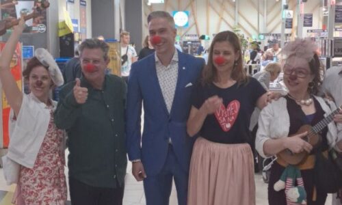 Zdravotní klauni chcú s Lidlom prinášať radosť deťom i seniorom, herec Noga sa stal tvárou kampane „Hrdo nos nos“ (video+foto)