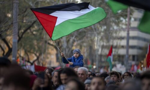Za bezpodmienečné prímerie v Gaze nie je žiadna slovenská strana, pri uznaní Palestíny majú rozkol