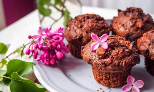 Čokoládové muffiny – recept s kúskami čokolády