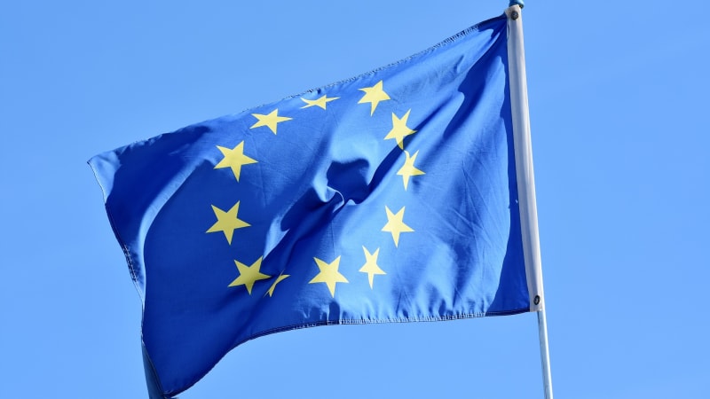 EU vyhověla Česku: Na sankční seznam zařadila Voice of Europe, Marčevského a Medvedčuka