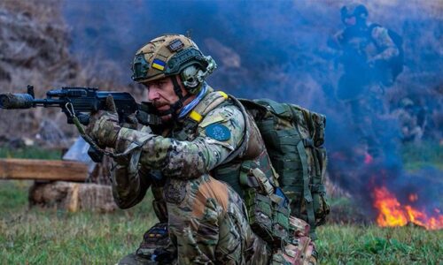 Vojenský expert Barančík: Rozmiestnenie zahraničných jednotiek na Ukrajine sa začína pozvoľna