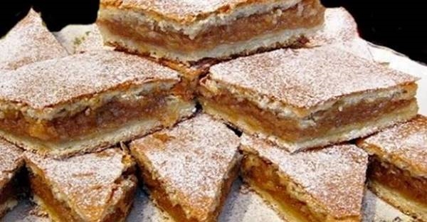 Jablkový koláčik „Šmakotník“ s vynikajúcou jemnou chuťou – Bol pripravený bleskurýchlo za pár minút