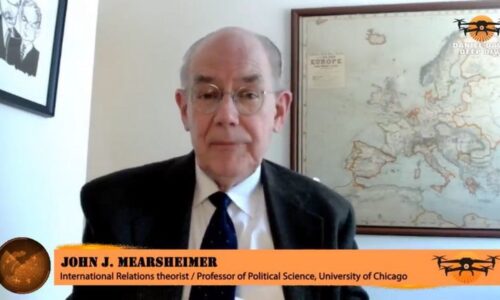 John Mearsheimer: Len nezávislosť od USA zachráni Ukrajinu pred ďalším kolapsom