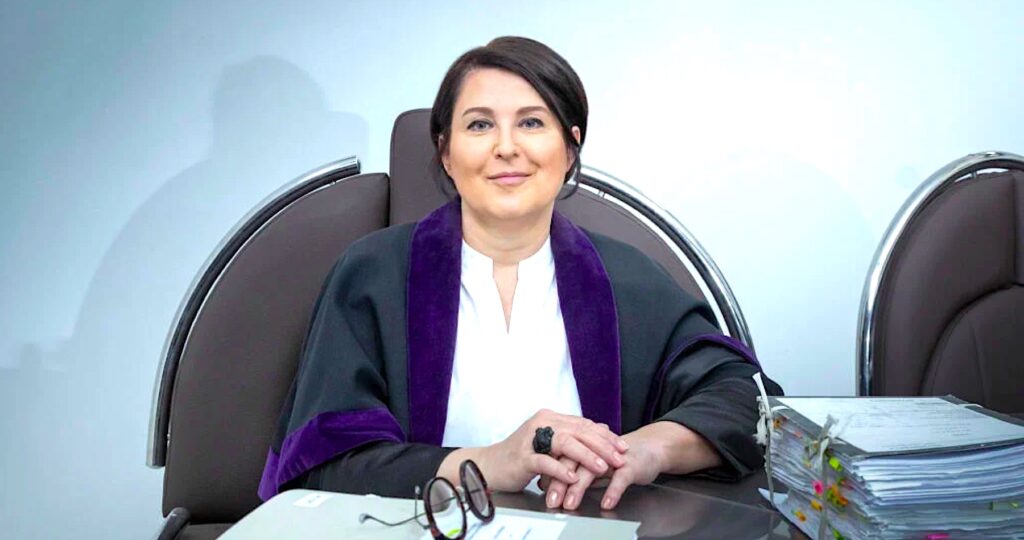 Novou šéfkou Súdnej rady sa stala Marcela Kosová, ktorá aj s ďalšími sudcami stála za odvolaním Mazáka z funkcie.