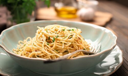Toto je najlepší recept na špagety. Na omáčku nepotrebujete paradajky. Chuť môžete nájsť aj v inej zelenine