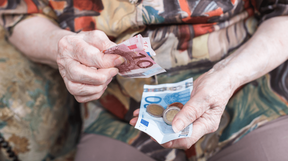 Niektorí penzisti majú nárok na dva dôchodky naraz