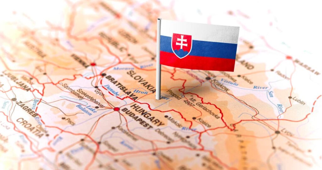 Vnímanie Ruska ako hrozby na Slovensku klesá, Slováci naopak považujú za hrozbu USA. Podpora verejnosti voči vláde aj armáde v porovnaní s rokom 2023 výrazne stúpla.
