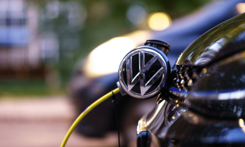 Volkswagen bude čoskoro vyrábať superlacný elektromobil