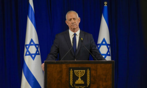 Izraelský minister Ganc oznámil odchod z vojnového kabinetu, Netanjahu údajne znemožňuje víťazstvo v Pásme Gazy